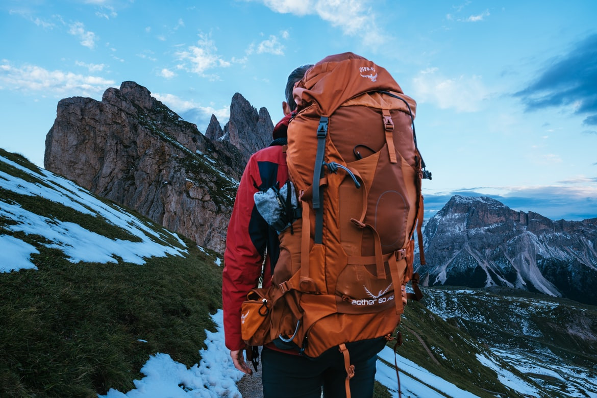 sa à dos montagne